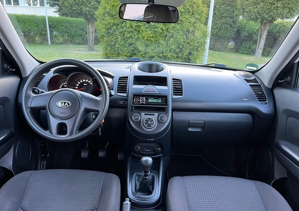Kia Soul cena 21500 przebieg: 182599, rok produkcji 2009 z Wałbrzych małe 667